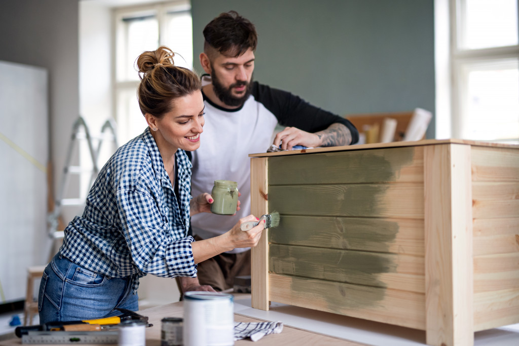 Couple practicing DIY skills